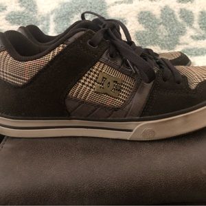 DC mens shoes, size 7